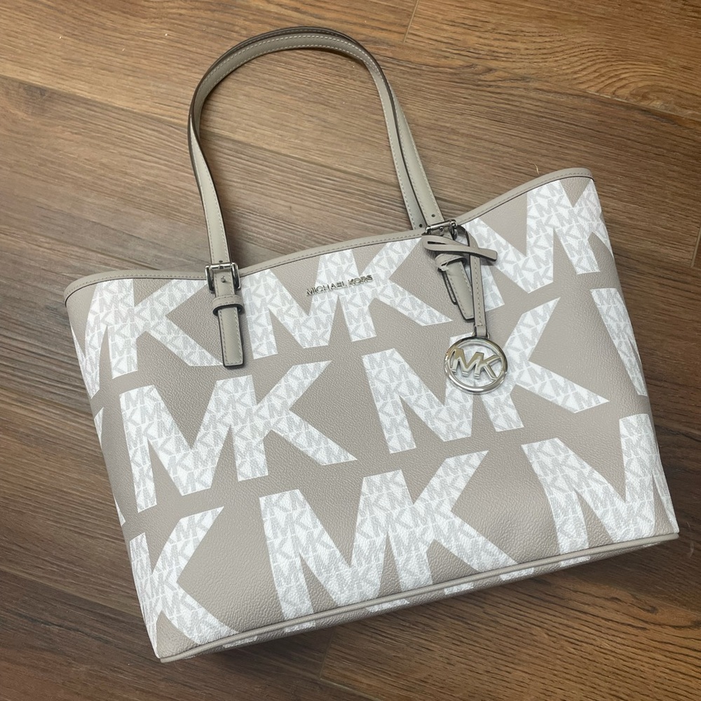 NWT Michael Kors Med Jet Set Tote